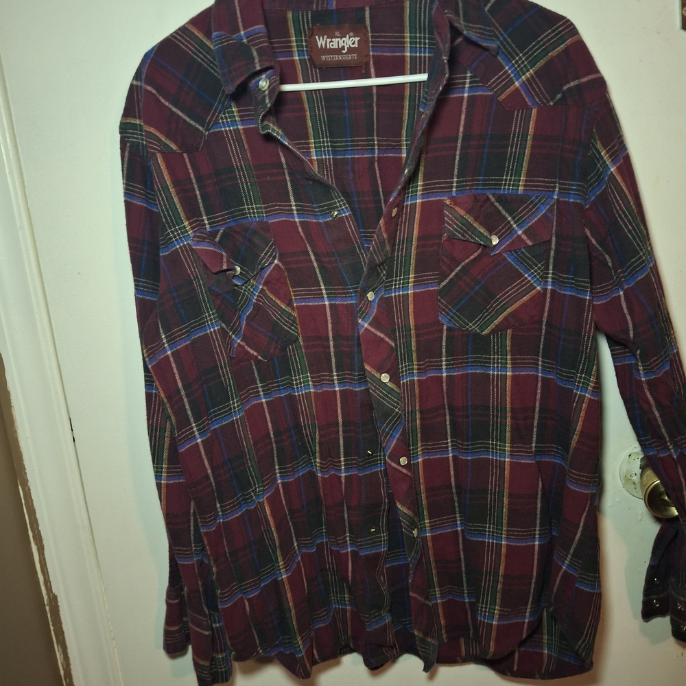 Wrangler‎ Men's Plaid Shirt - Red and Blue
